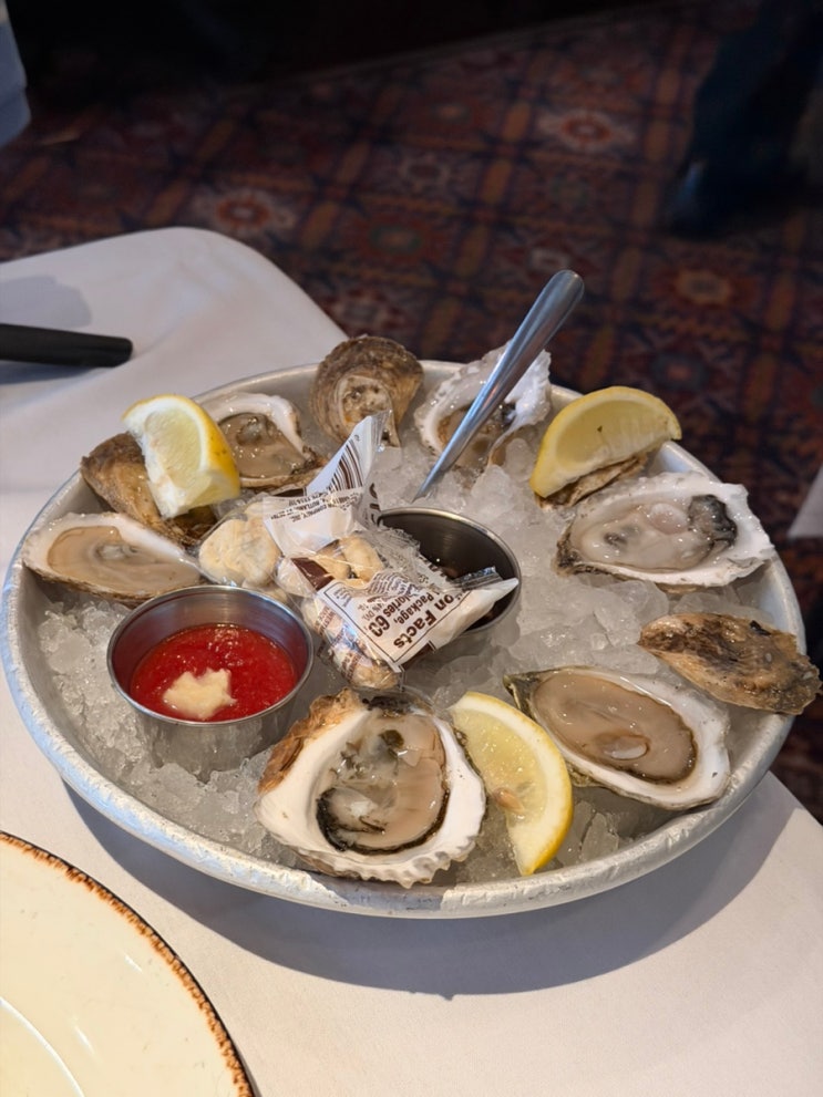 워싱턴DC 맛집 추천 올드 에빗 그릴(Old Ebbitt Grill) : 해피아워 방문 추....