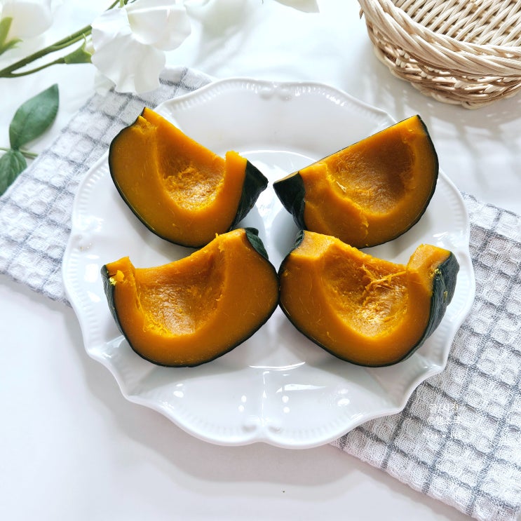 단호박 찌는법 이렇게 찌고 보관하면 편해요.