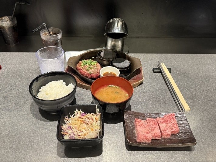 후쿠오카 | 직접 구워먹는 인생 [키와미야 함바그] 맛집 하카타역 지....