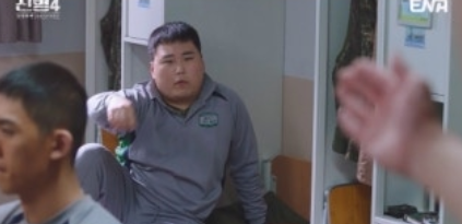 신병4 사보타주, 새 얼굴이 제대로 터졌다…이원정·이현균 합류에 ....