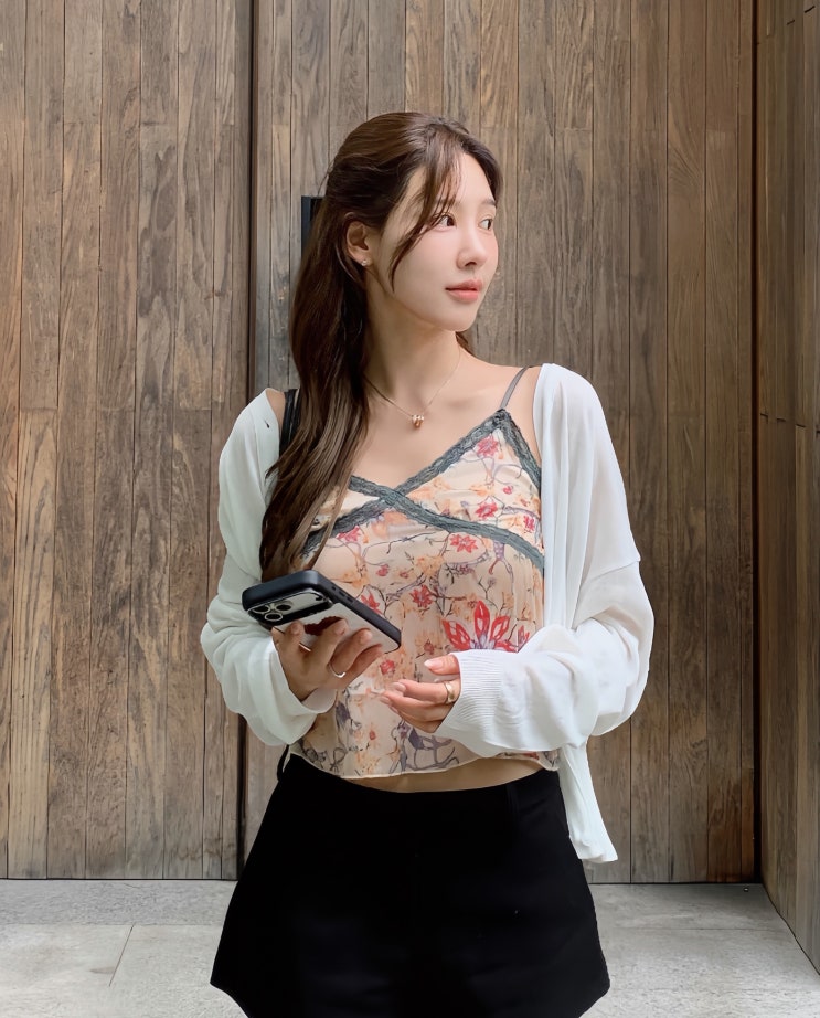 2억짜리 포르쉐 타는 환승연애2 이나연, 옷은 얼마일까?