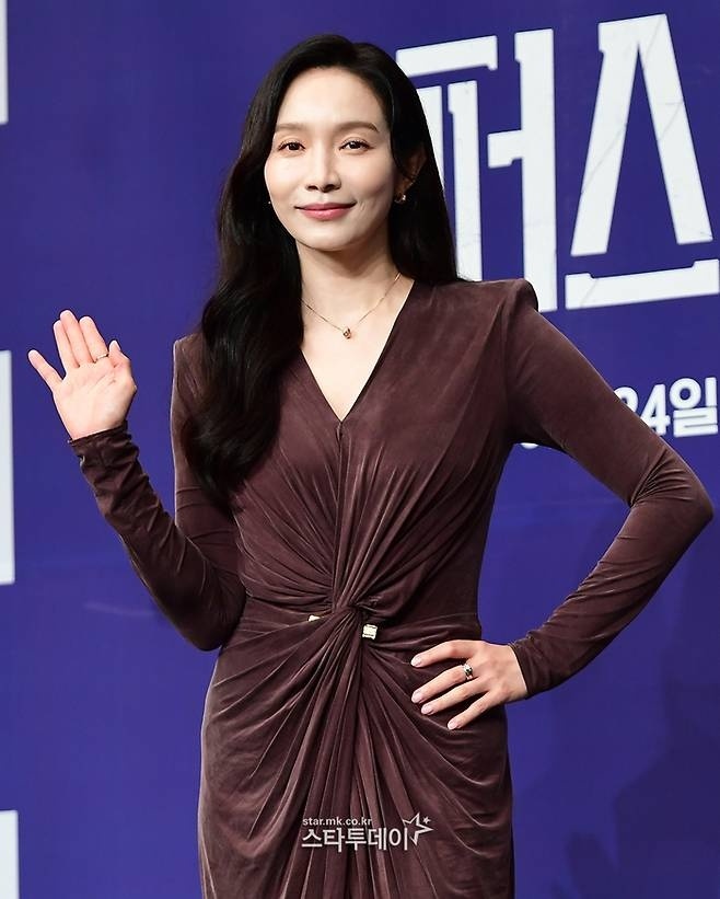 이민영 부친상, 소속사 대표 빈소 동행, 사위 자격으로 상주 이름 올....