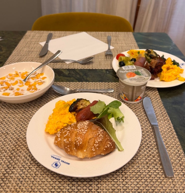 밀라노 중앙역 도보 5분 호텔 베르나 솔직 후기 | 심야 체크인, 조식....