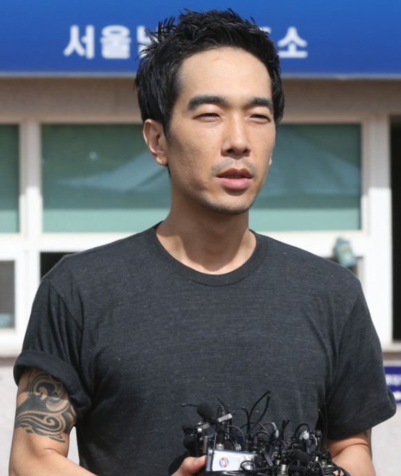 [고영욱 근황] "성폭행 아닌 간음?" 14년 만에 입 연 그의 충격적인 변....