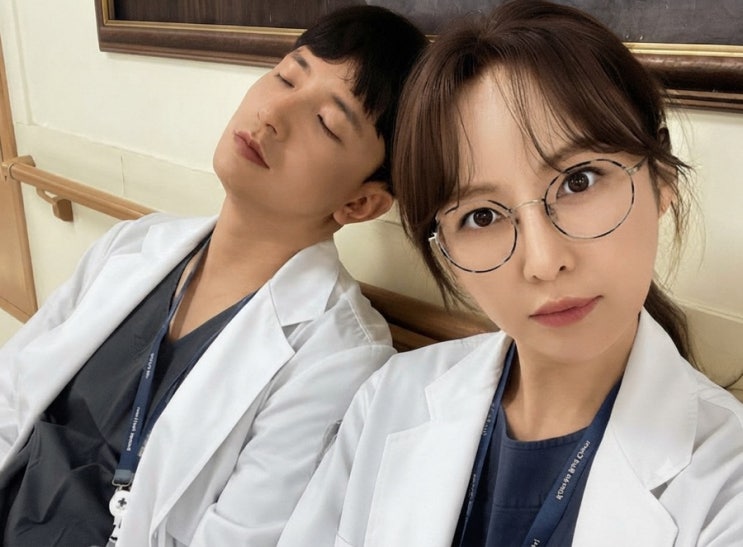 (걸그룹 배우 전향)정시연, 故이용주 생전 사진 공개 추모