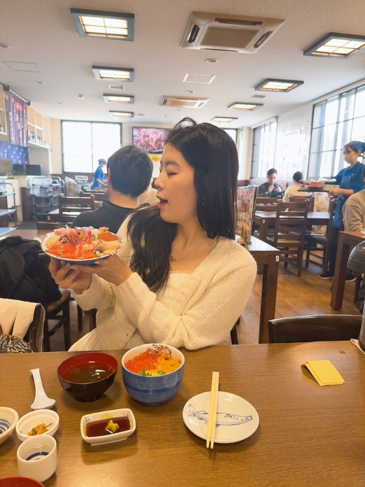 삿포로 카이센동 현지인 맛집, 연예인 다수 방문, ::키타노구루메테....