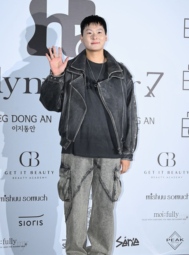 장문복, 긴 머리 싹둑…달라진 그 얼굴