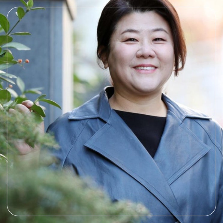 이정은 프로필 3분 정리 "뭐든 다 되는 배우" 50대에 도전하는 70대 할머니 역할! 총까지 들었....