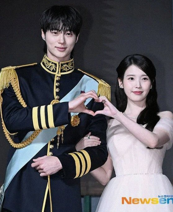 아이유 변우석 간식차 선물, 논란 딛고 빛난 진한 우정