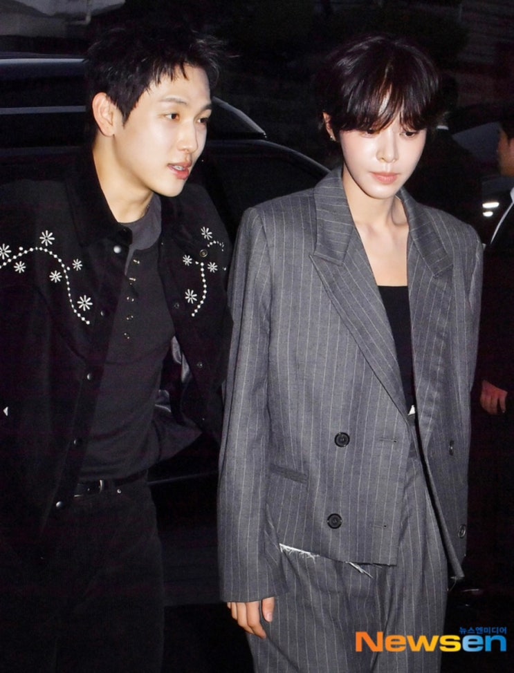 임시완 옆에있는데.. 더 잘생겨서 주목 받은 여배우 슈트핏
