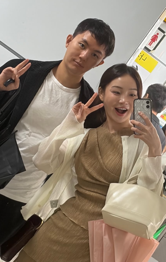 "사이좋게 지내자" 이아영, ♥심규덕과 1억 규모 재혼식 마치고 전한....
