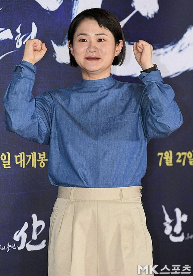 김신영 정오의 희망곡 14년 만의 휴식: 하차 아닌 3개월 재충전 선택 ....