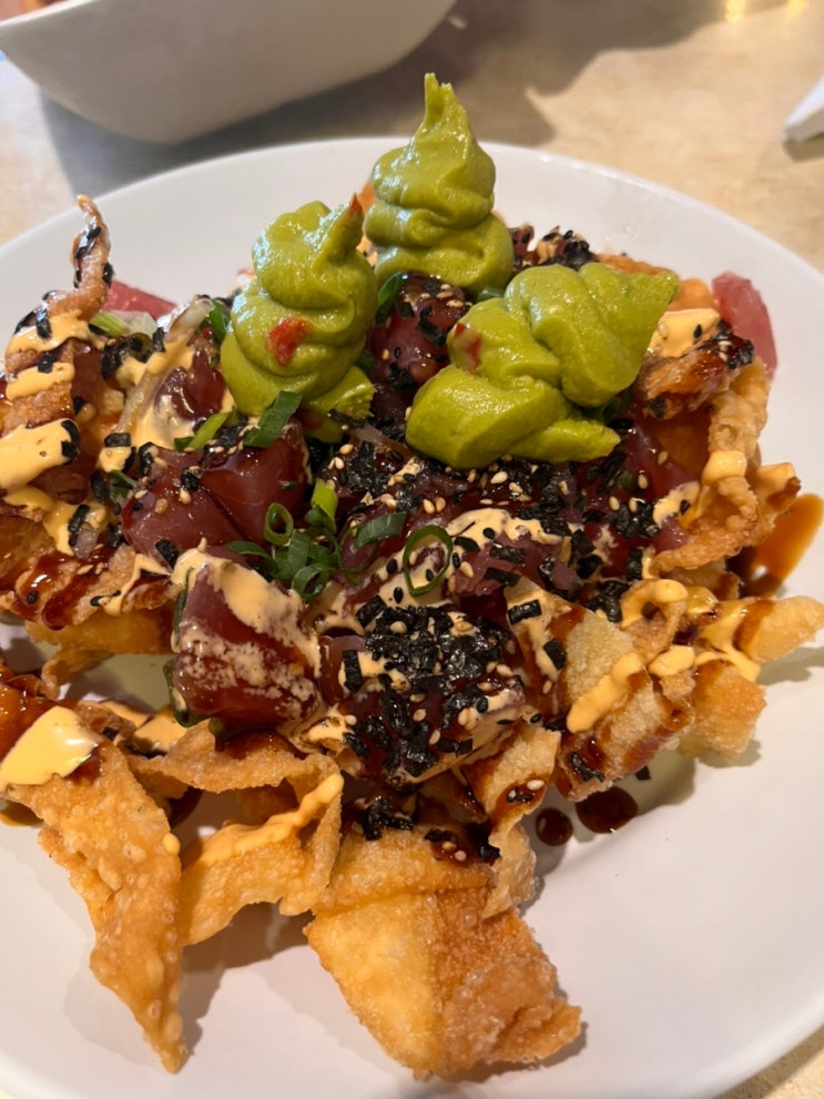 하와이 백종원 맛집 니코스피어38에서 포케나초스와 후리카케 팬 시....