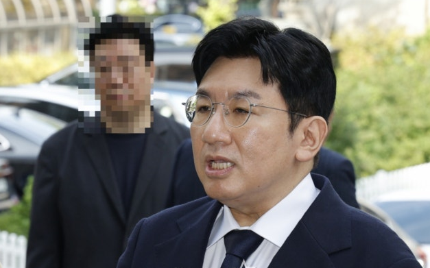 방시혁 검찰 송치, 하이브를 둘러싼 2631억 의혹이 무거운 이유