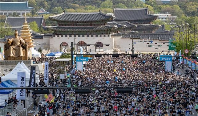 함께 달리는 '제12회 I LOVE 방송대 마라톤 축제'
