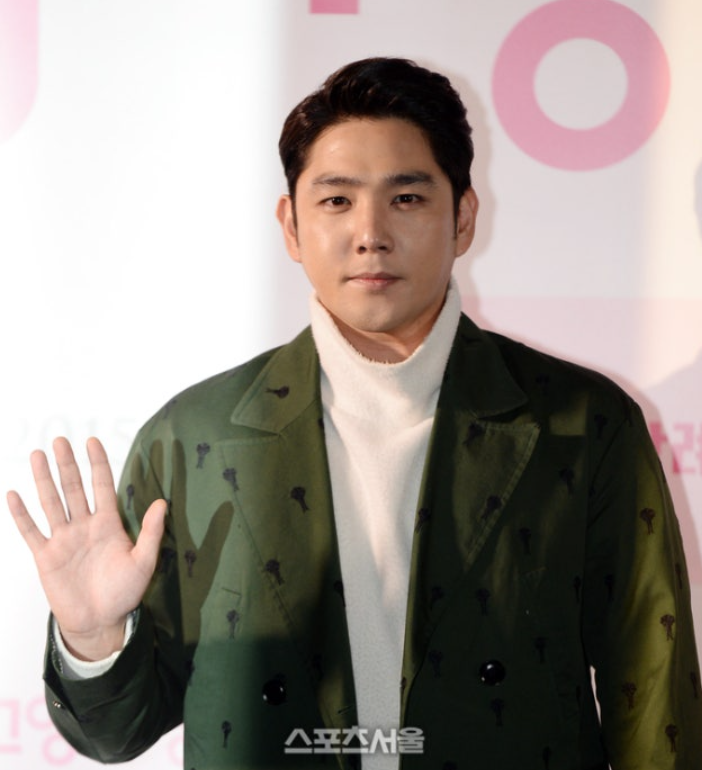 강인, 7년 만에 국내 공식석상 복귀! 대중의 시선은?