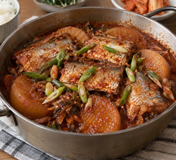 갈치조림 레시피와 갈치조림 양념장 무 깔고 조리는 순서