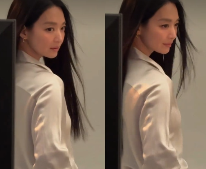 “이게 무보정이라고?” 신민아, 결혼하더니 더 어려진 미모…송혜....