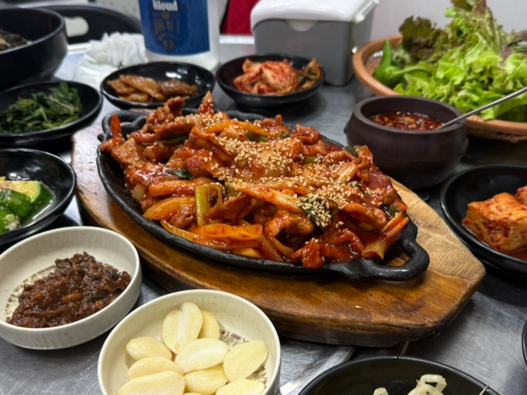 민둥산 등산 필수코스 ‘억새꽃맛집’ 곤드레밥 백반 푸짐하다의 정석 내돈내산 : 네이버 블로그