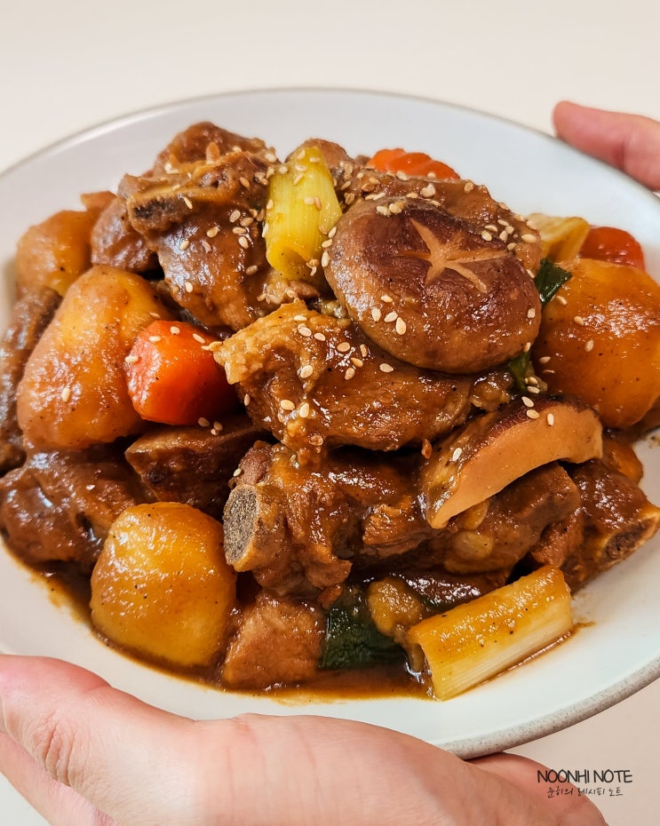 돼지갈비찜 레시피 부드럽고 맛있게 만드는법