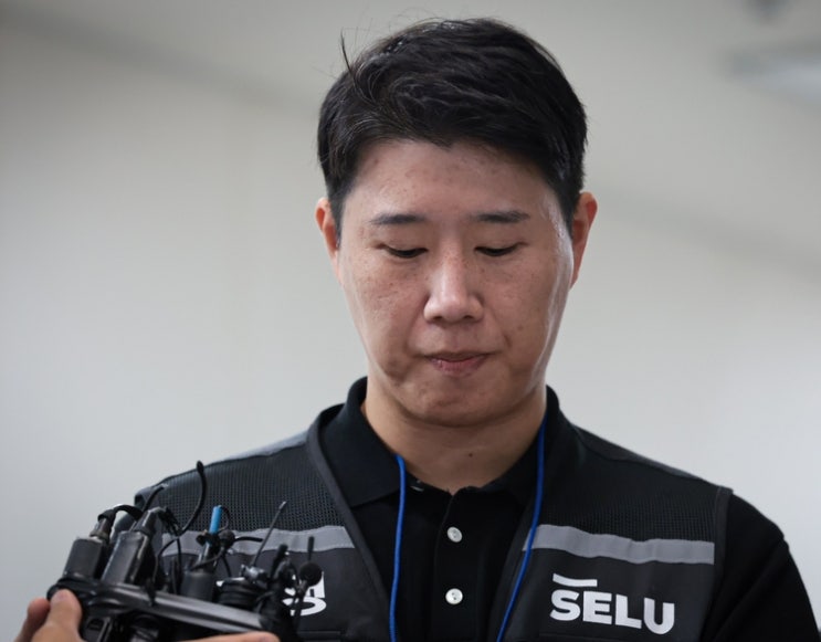삼성전자 노조 블랙리스트 논란…초기업노조 위원장 등 6명 검찰 송....