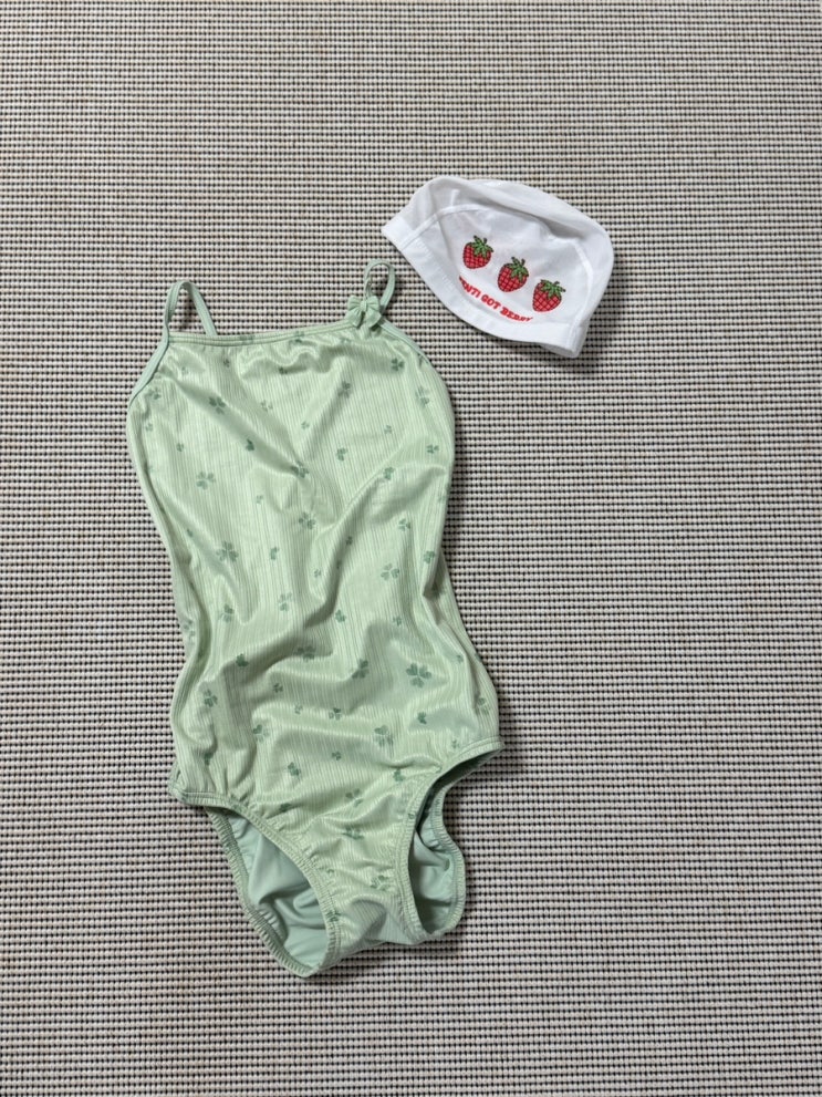 후그 신상 수영복 허니블라썸 파우더세이지 구매후기 착샷O