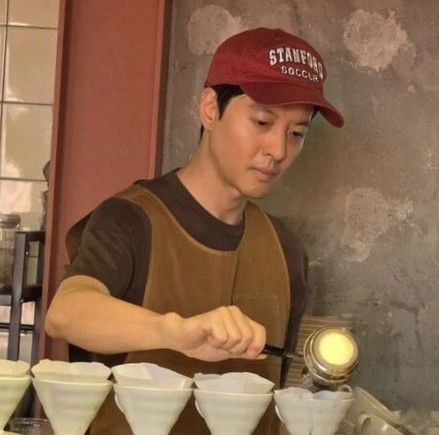 이동건 카페, 웨이팅 1년 만에 사라졌다? 재정비 공지의 충격적 진실
