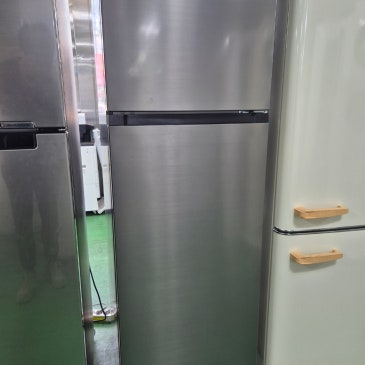 HIMADE 냉장고 입고 소식｜245L 실용적인 일반형 냉장고