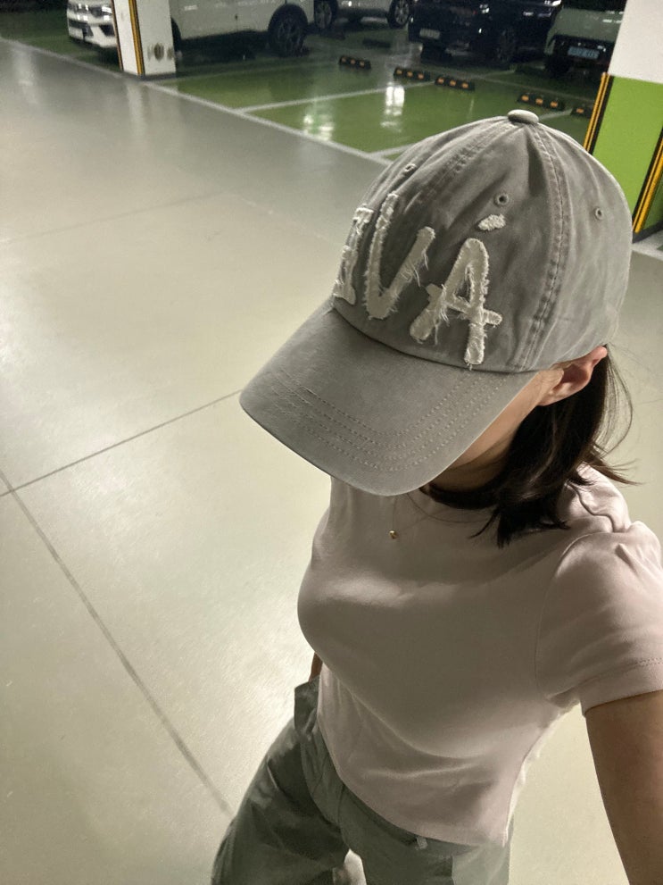 강민경 쇼핑몰 아비에무아 볼캡 aviemuah 아플리케 빈티지 캡 내돈내산 후기