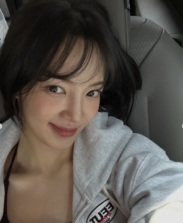 "아직도 숙소에 산다고?" 19년째 혼자 남은 효연 프로필 나이 키 결혼 효리수 근황