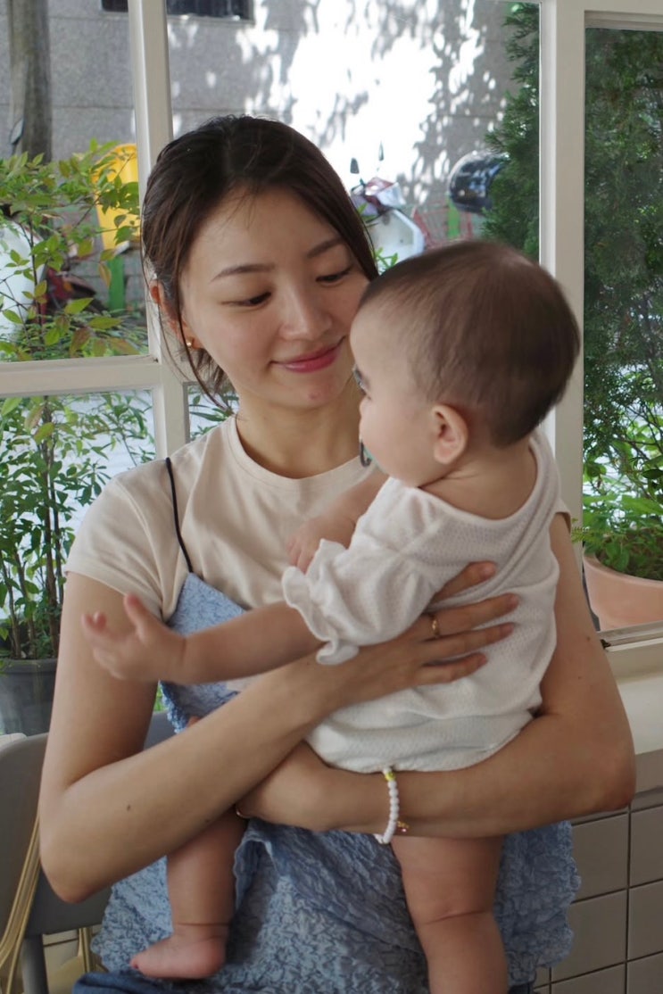 "아이 둘 엄마 맞아?" 이아미 출산 후 청순 미모, 신화 이민우와 결혼....