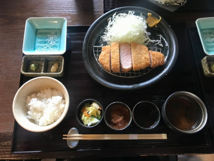 나고야 코메다 커피 수족관 도쿠가와 미술관 도쿠가와엔 입장료 돈....