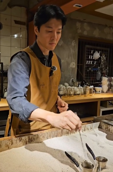 이동건 카페 오아시스80, 1년 3개월 만에 사라진 이유