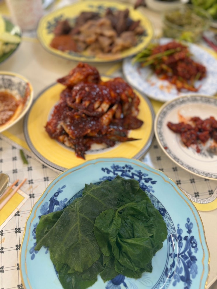 부드럽게 쪄낸 호박잎찜 레시피