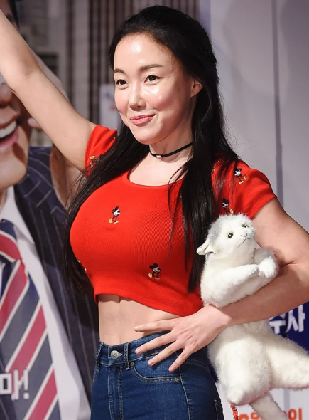 낸시랭 음주운전 적발…면허 취소 수준