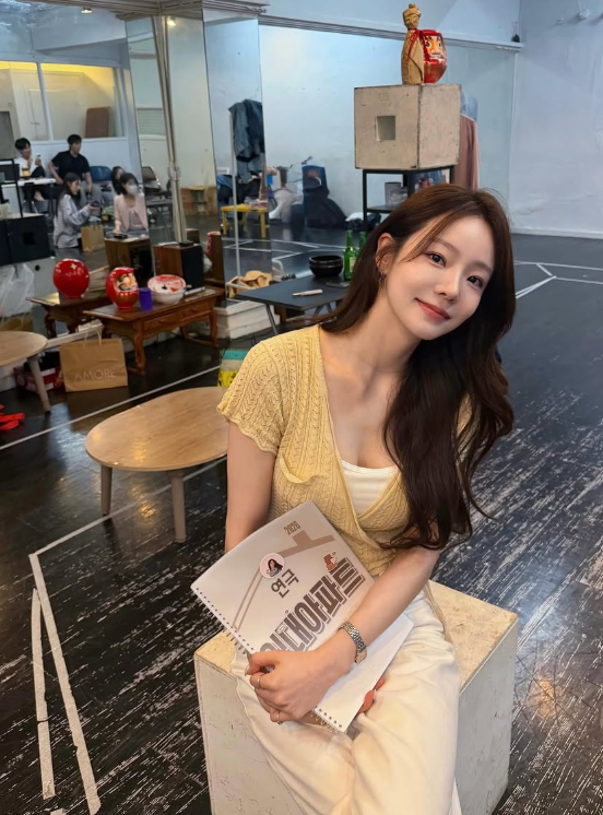 강균성 예비신부 유하진 누구? 프로필 나이 결혼 작품활동 프러포즈....
