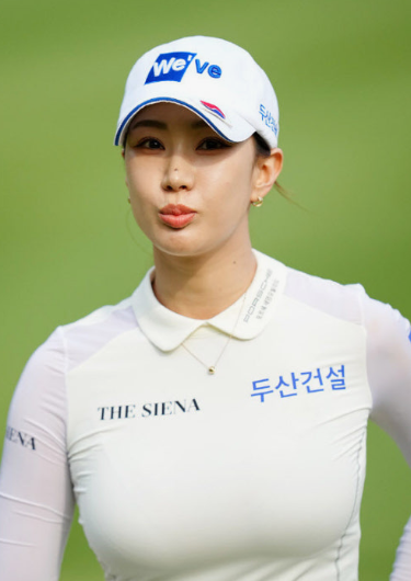 유현주, 필드보다 광고와 방송에서 더 많이 벌었을까?