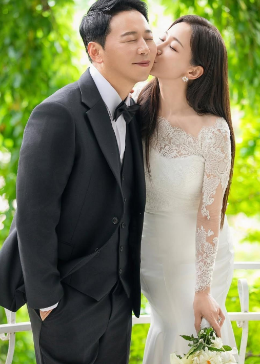 김하영 남편 누구? 12kg 빼고 결혼한 ‘서프라이즈 걔’…결혼 1년 만....