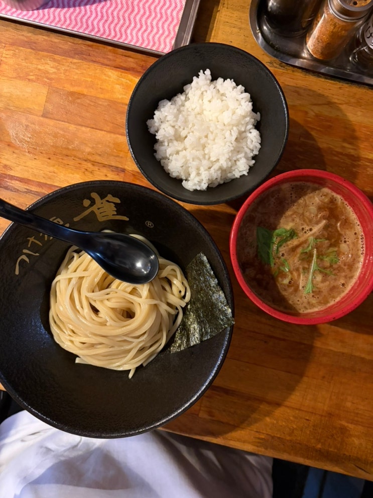 오사카 츠케멘 스즈메 오픈런 후기 / 맵기 설명️