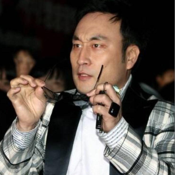 “결국 사고까지 났다” 개그맨 이혁재 음주운전, 오토바이 들이받....