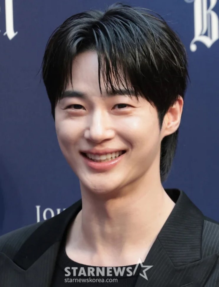 "130억 전액 현금"…변우석 한남더힐 매입