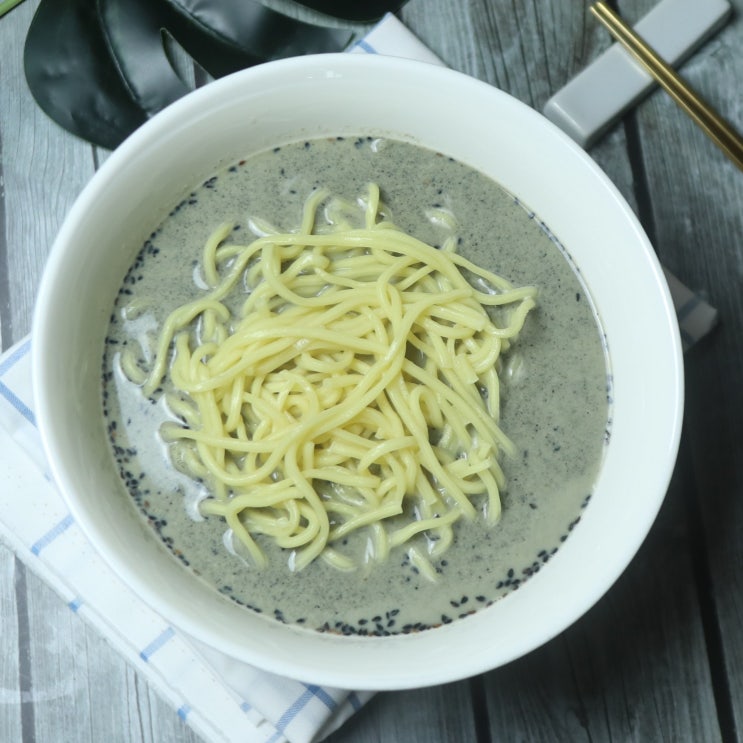 콩가루 콩국수 만들기 중화면 활용 콩국수가루 검은 서리태콩국수 만드는법 콩국수콩물 콩....