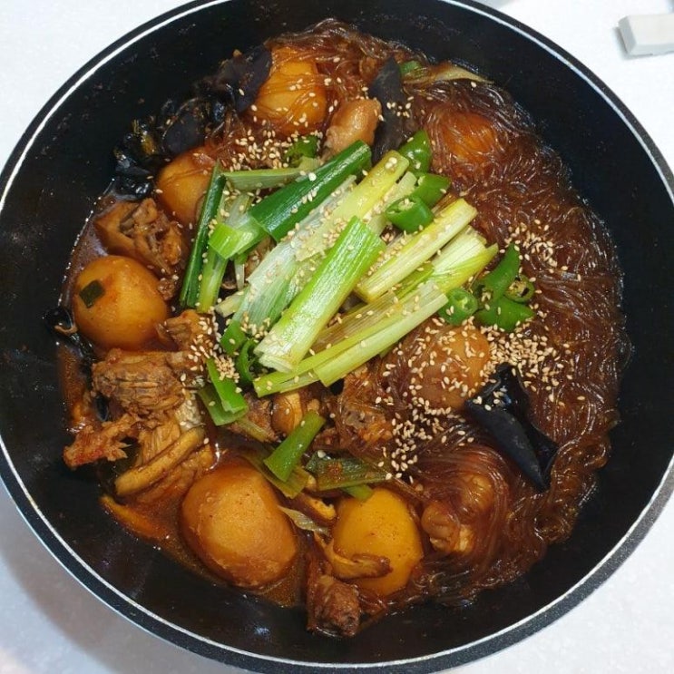 오늘 저녁 뭐 먹지? 달달짭짤한 간장찜닭 레시피