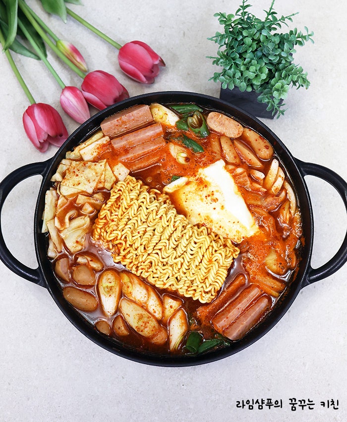 김치 부대찌개 레시피 양념장 재료 육수
