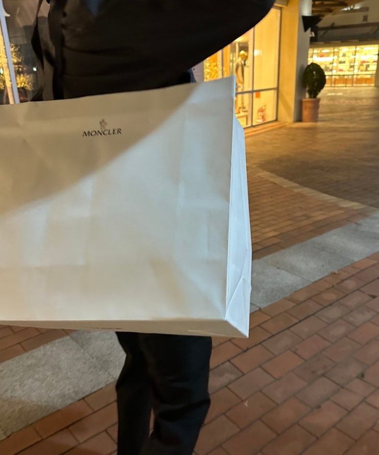 몽클레어 패딩 아울렛 구입 후기 남자 사이즈