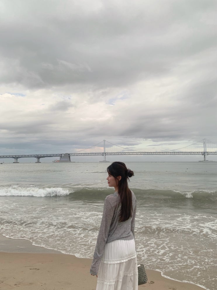 부산여행#2) 안목국밥 서면점 / 광안리해수욕장 / 리코리카 카페 / 바....