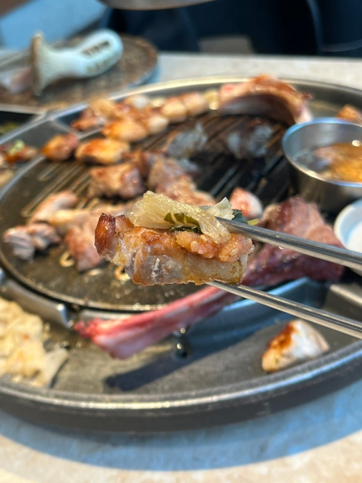 마곡 원그로브 숙성도 뼈등심 뼈목살 옴뇸뇸🥓 : 네이버 블로그