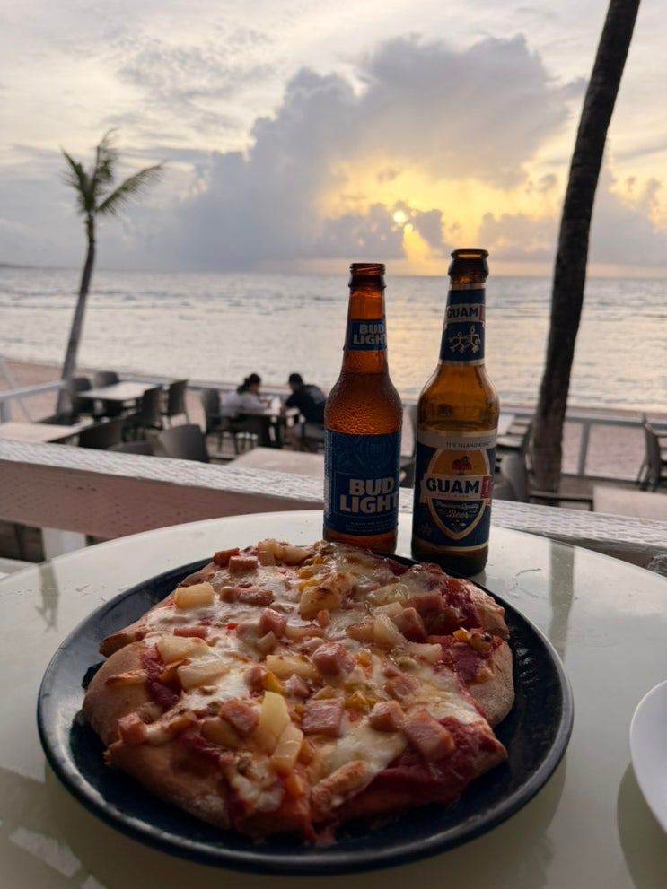 괌 건비치 근처 분위기 좋은 바, 더비치 바 레스토랑(The beach Bar& resta....