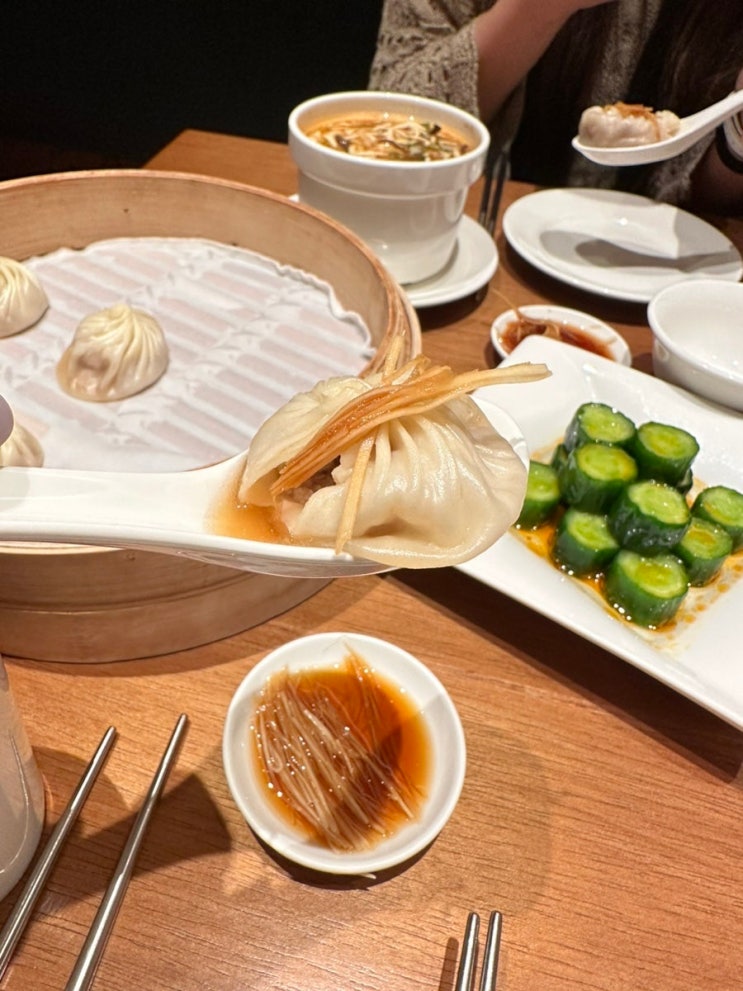 대만 타이베이 동먼역 딘타이펑 신성점 | 웨이팅, 위치, 샤오룽바오,....