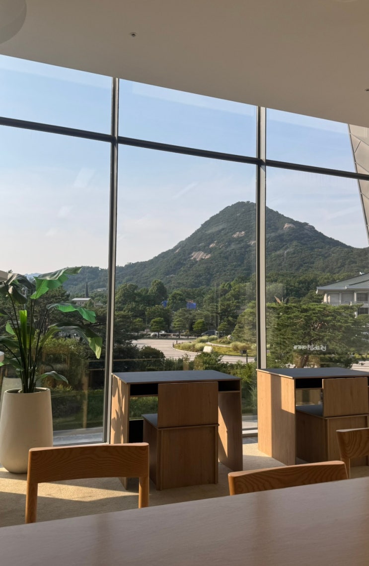 서울 서촌 종로 가볼 만한 곳 : 청와대 사랑채 북악산 뷰 무료 전시 ....